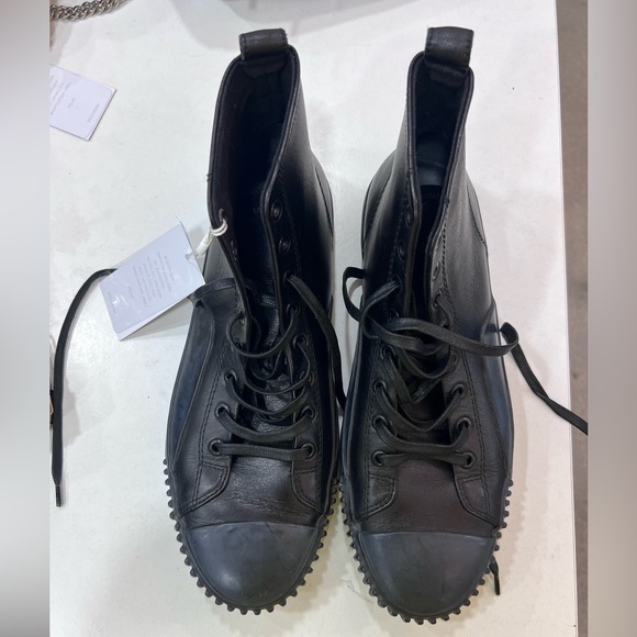 Balenciaga Men’s high top sneakers black on black - Picture 1 of 5